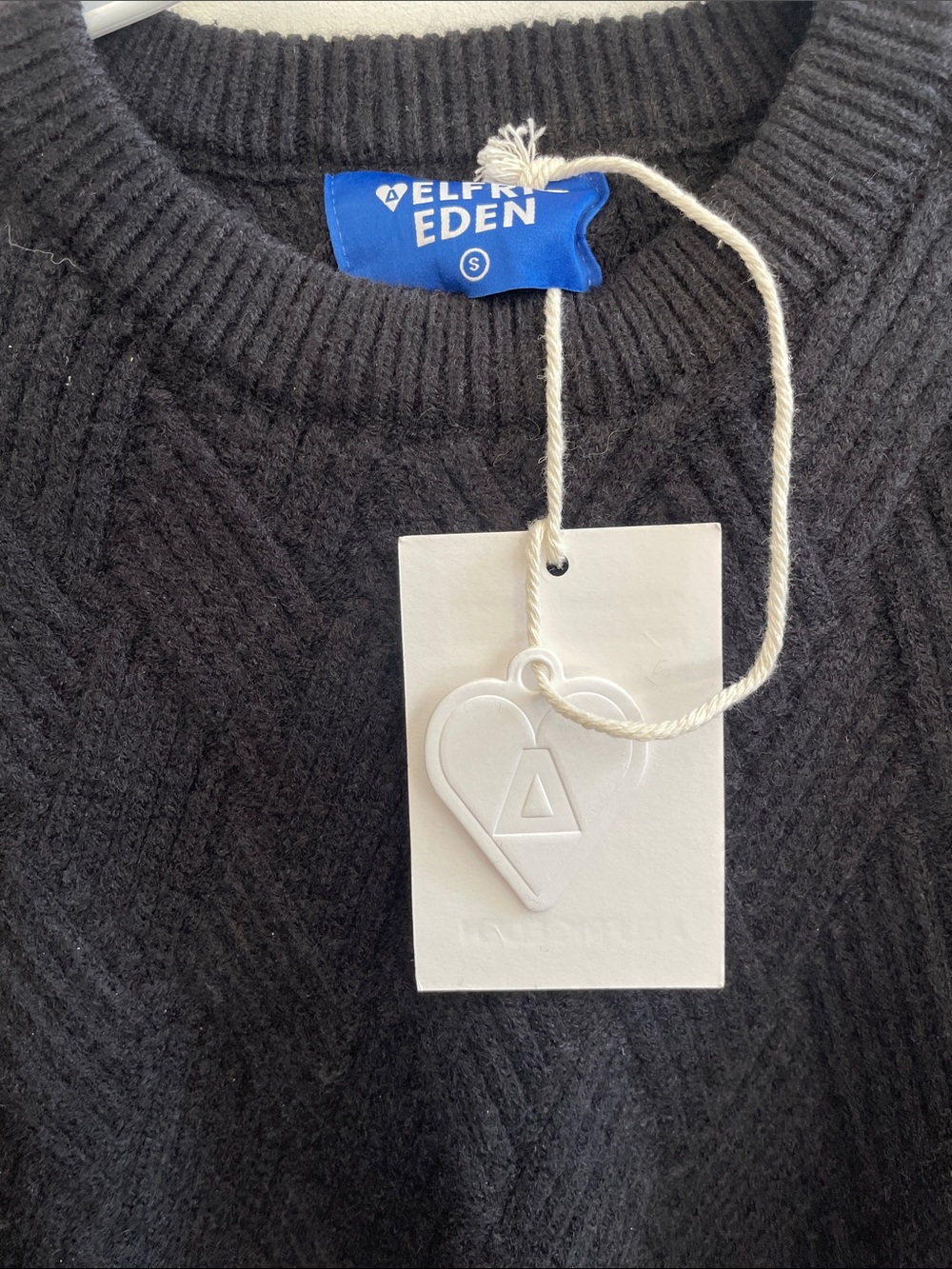 Aelfric Eden cable knit sweater - Picture 3 of 3